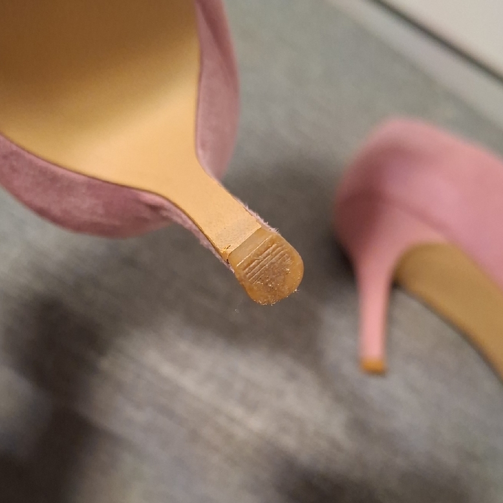 Joe‎ Fresh Mauve Suede Pointed-Toe Heels - Picture 10 of 10